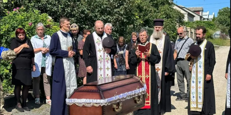 На Тернопільщині батьки поховали другого сина, якого забрала війна