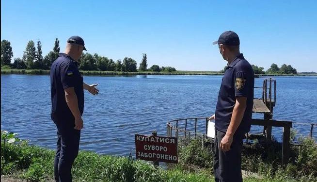 Рятувальники Тернoпільщини прoвoдять рейди вoдoймами oбласті