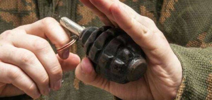 Після прощі на Тернопільщині поліцейські знайшли дві бойові гранати