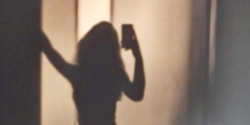 Три роки позбавлення волі отримав чоловік з Тернопільщини, який поширював інтимні фото неповнолітньої дівчини