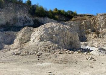 Підгаєцьке комунальне підприємство незаконно видобувало камінь у кар’єрі