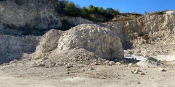 Підгаєцьке комунальне підприємство незаконно видобувало камінь у кар’єрі