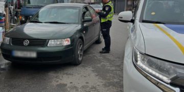 Патрульні Тернополя почали масово штрафувати водіїв, які неправильно паркуються