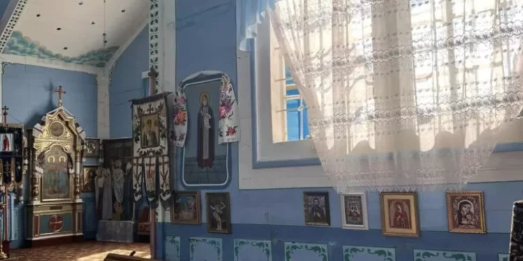 Рубав сокирою церковні двері: на Тернопільщині затримали грабіжника, який обкрадав храми