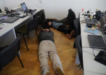 Поліція Тернополя викрила масштабний шахрайський кол-центр, де працювала молодь не старше 22 років