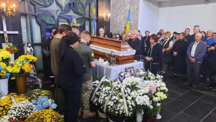 У Тернополі попрощалися з командиром ЗСУ Володимиром Жмудом