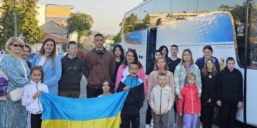 13 дітей військових з Тернополя відправились на відпочинок до Польщі