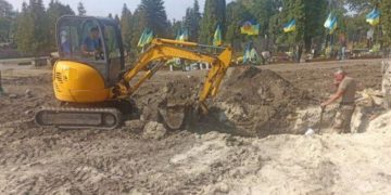 У Тернополі ексгумували 230 тіл радянських солдатів