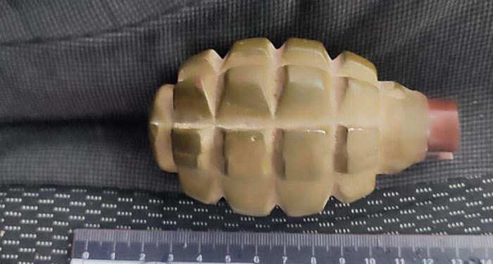 Поліцейські Тернопільщини знайшли вибухівку в салоні автівки, яку зупинили за порушення ПДР