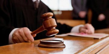 Чоловік з Тернопільщини заплатить солідний штраф за зберігання старовинної зброї