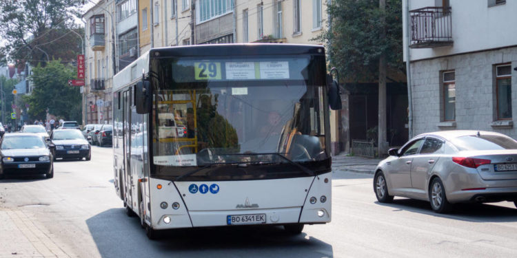 У Тернополі на два дні змінять декілька маршрутів громадського транспорту