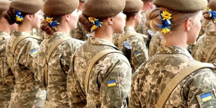 Тернопільський суд покарав жінку, яка хотіла уникнути служби в армії 