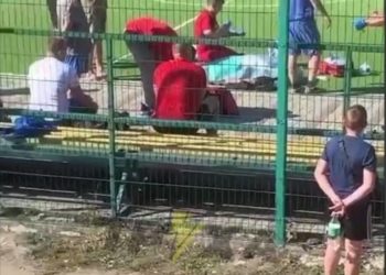 Трагедія на футбольному полі у Тернополі: посеред гри помер чоловік