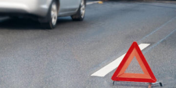 Пішохідний перехід – не причина зупинитися: у Тернополі автівка наїхала на жінку