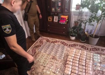 У Тернополі затримано пару, що вивозила військовозобов’язаних чоловіків за кордон