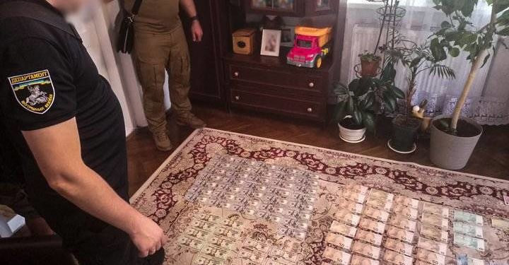 У Тернополі затримано пару, що вивозила військовозобов’язаних чоловіків за кордон