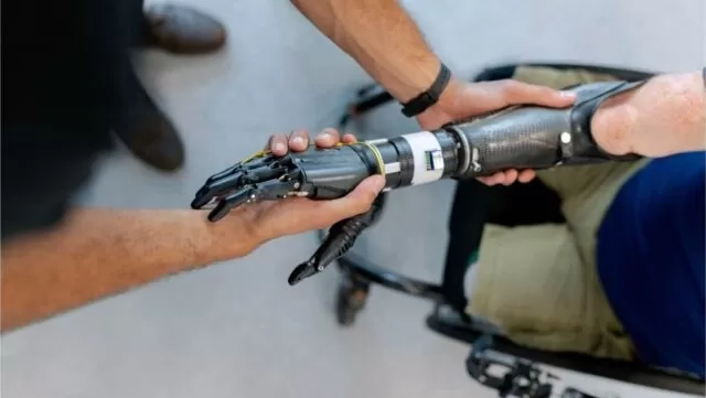 В громаді на Тернопільщині відкривають безкоштовну програму протезування