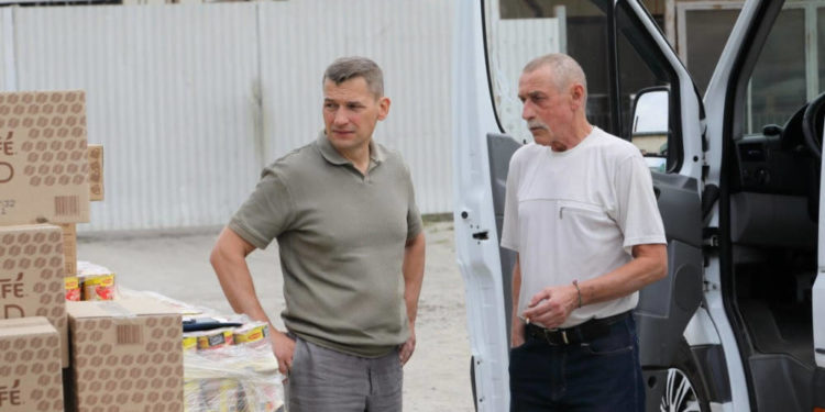 «Українська команда» разом з волонтерами центру «Ольвія» відправили автомобіль та продукти на передову