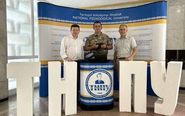 Волонтерський центр ТНПУ передав допомогу для ЗСУ