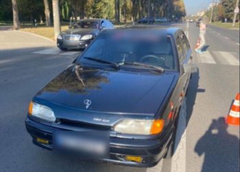 На проспекті Злуки в Тернополі під колеса автівки потрапила жінка з малою дитиною