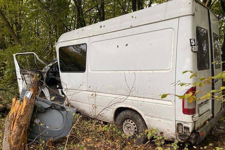 У Чорткові невідомі вандали пошкодили сітілайти із зображеннями загиблих Героїв