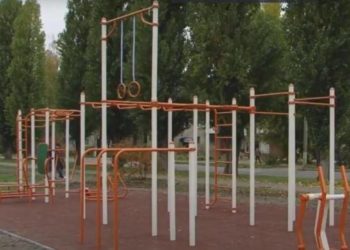 Громада на Тернопільщині, в розпал війни, вирішила потратити 780 тисяч на облаштування спортивного майданчика