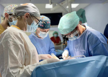 Семимісячній дівчинці з Тернопільщини провели надскладну операцію на Львівщині