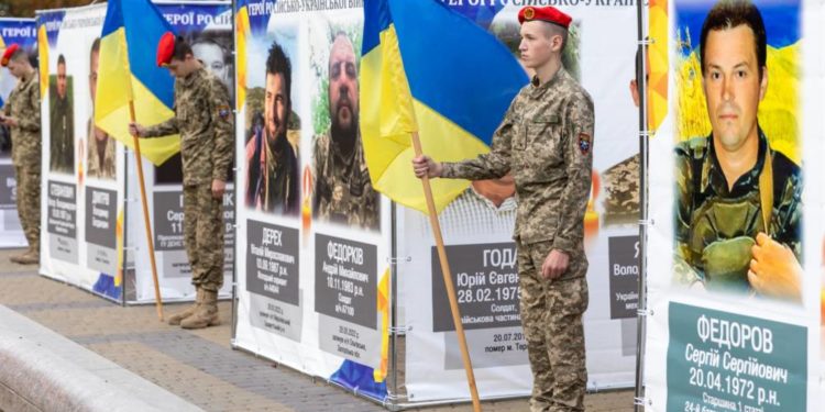 На Тернопільщині зупинилися всі підприємства та громадський транспорт 