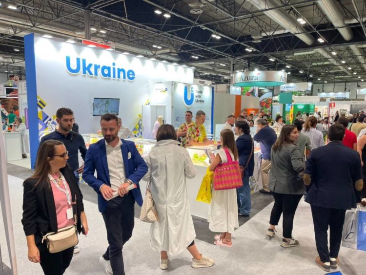 Фрукти господарства «ГАДЗ» з Тернопільщини представлені на виставці у Мадриді