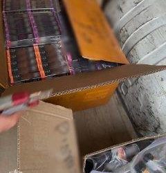 Патрульні Тернопільщини зупинили автівку в якій виявили незаконні підакцизні товари на суму понад півтора мільйона гривень