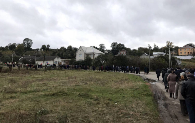 В громаді на Тернопільщині попрощалися з військовим Петром Галасісом