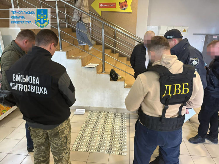 Житель Тернопільщини організував незаконну схему переправлення ухилянтів за кордон