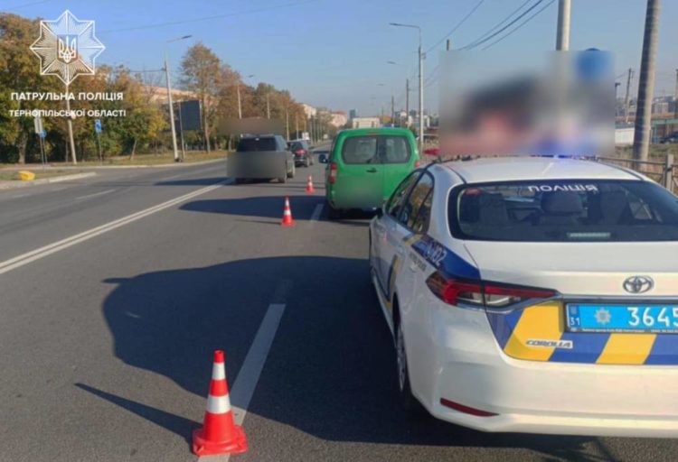 У Тернополі автівка збила чоловіка, який переходив дорогу в забороненому місці