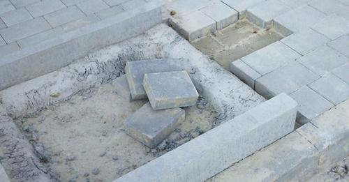 Молоді вандали пошкодили бруківку в громаді на Тернопільщині