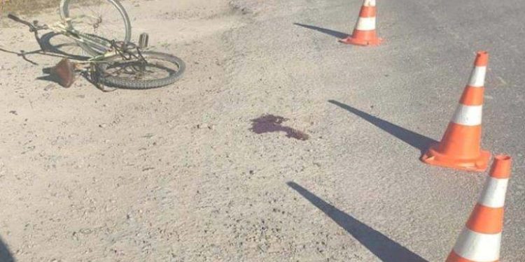 На Тернопільщині автівка збила велосипедиста, який порушив правила дорожнього руху