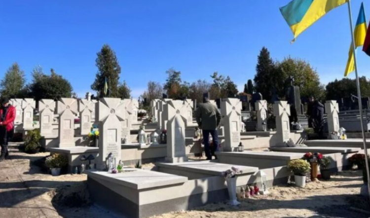 У Тернополі розгорівся скандал через поховання військового