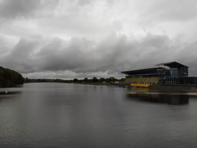 10 команд з п’яти областей України змагалися на чeмпiонaті Тepнопiльської облaстi з вeслувaння