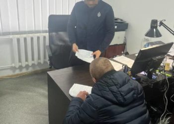 Працівника Тернопільського військкомату повідомили про підозру у катуванні людей