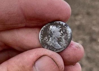На Тернопільщині знайшли монету, якій майже 2 тисячі років