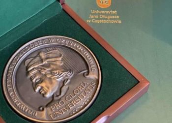 Ректор ТНПУ отримав Відзнаку на урочистій інавгурації академічного року Університету Яна Длугоша в Ченстохові у Польщі