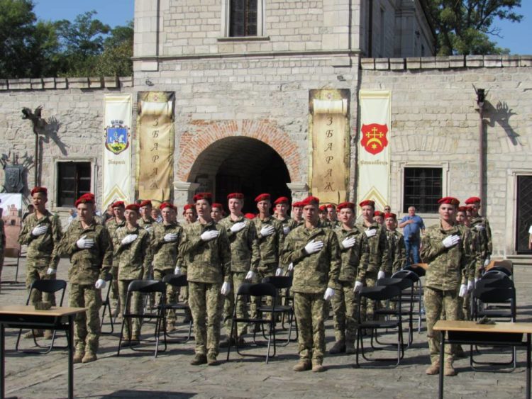 У Тернопільському Коледжі відбулася урочиста церемонія “Клятви курсанта”