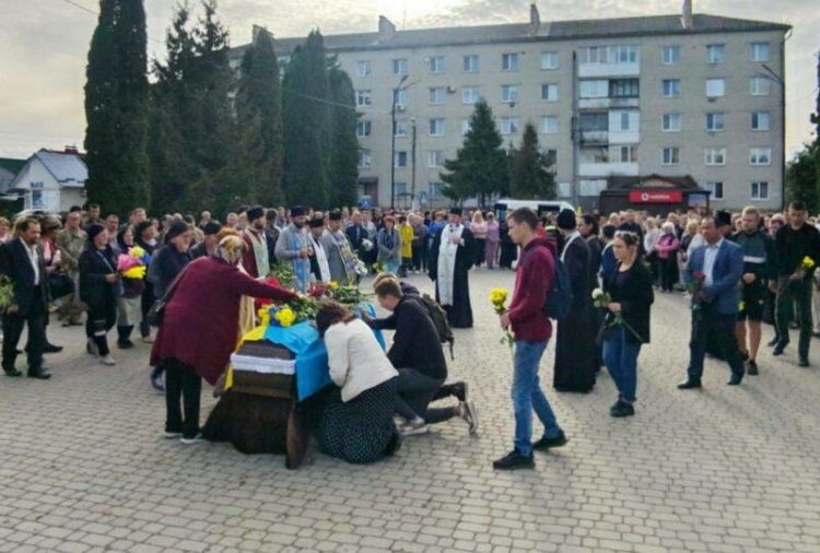 На війні обірвалося молоде життя Героя з Тернопільщини Олександра Марківця