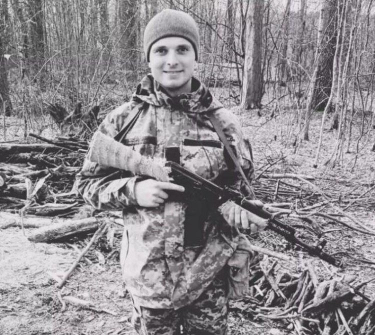 Після важкого поранення помер захисник з Тернопільщини Святослав Гембарівський