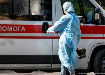 “Кривaвi” розбiрки на Тернопільщині: чоловік хотів зарізати свого колегу по чарці