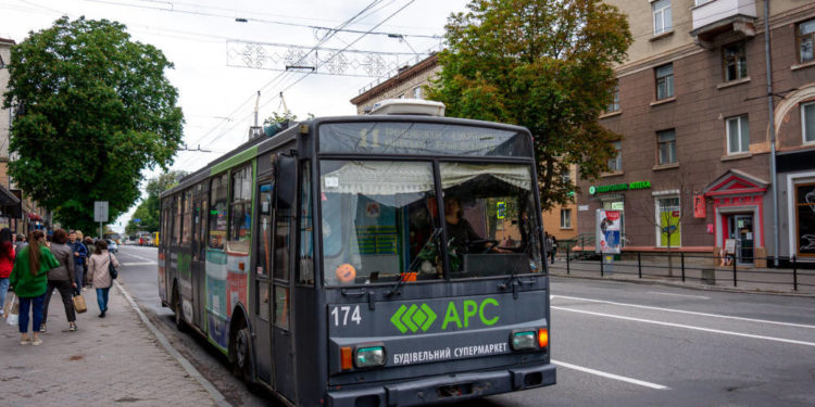У Тернополі збільшили тривалість курсування вечірніх рейсів громадського транспорту