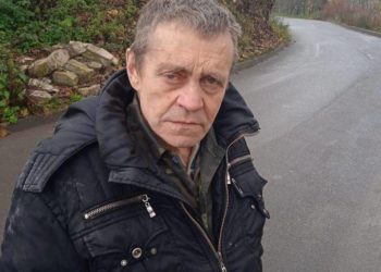 Чоловік з Сумщини демонстративно спаплюжив державний прапор у Вишнівецькій громаді