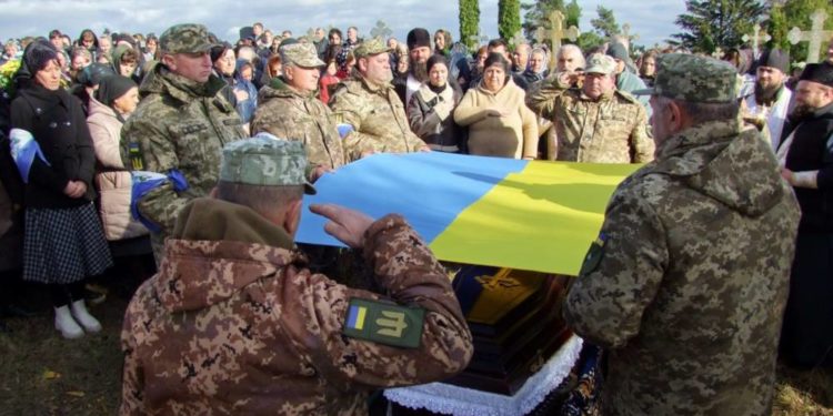 Сотні жителів Шумської громади прийшли попрощатися з Героєм Борисом Гальчуком