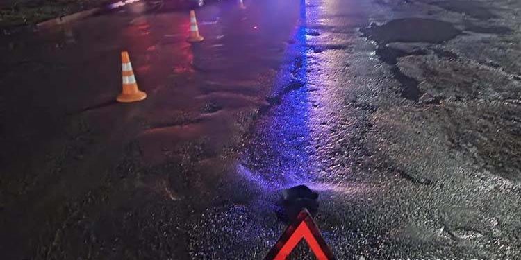 У Ланівцях автівка на смерть збила пенсіонера