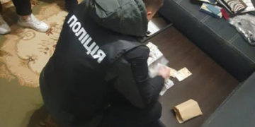 Ціна питання – 8 тисяч доларів: на Тернопільщині затримали злочинну групу, що переправляла ухилянтів за кордон