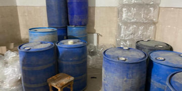 В Бережанській громаді викрили незаконну гуральню: у “горе-бізнесменів” вилучили 400 літрів фальсифікату